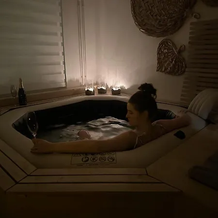 Luxusni Privatni Wellness V Srdci Vysociny, Apartman Sisi * Žďár nad Sázavou